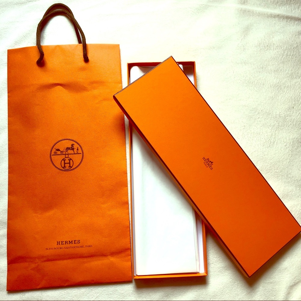 HERMES paper bag and box